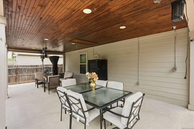 7131 Cozy Run, San Antonio, TX 78218