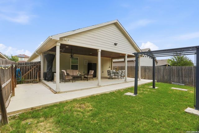 7131 Cozy Run, San Antonio, TX 78218