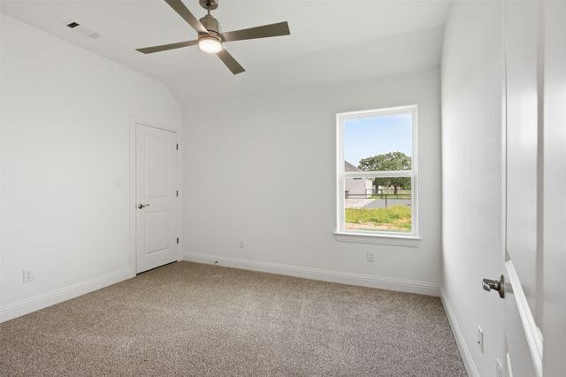 1041 Arbor Vista Drive, Azle, TX 76020