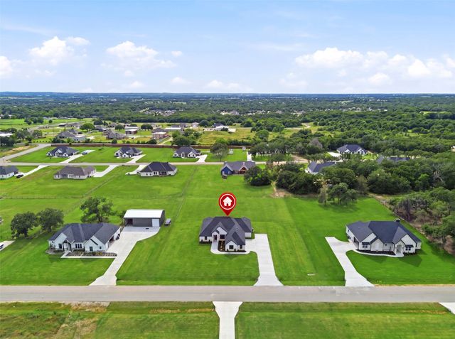 1041 Arbor Vista Drive, Azle, TX 76020