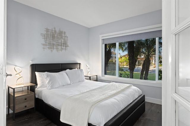 110 Turner Avenue, Encinitas, CA 92024