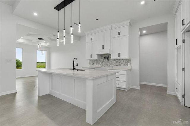 526 Oriole Drive, Los Fresnos, TX 78568