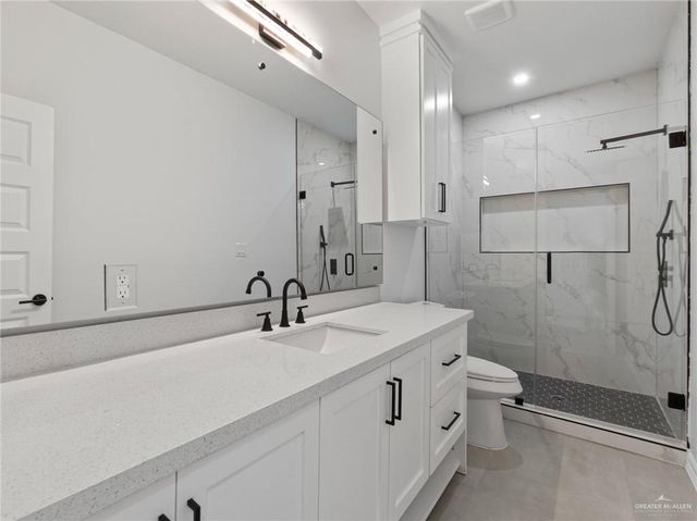 526 Oriole Drive, Los Fresnos, TX 78568