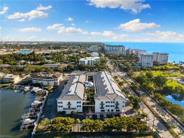 1400 Gulf Shore BLVD N # 201, Naples, FL 34102