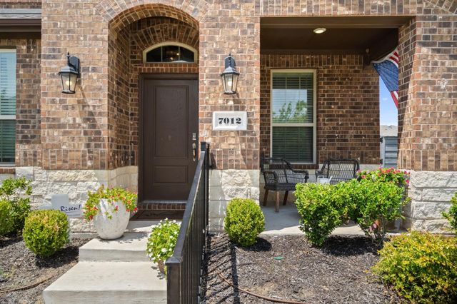 7012 Willow Thorne Drive, Little Elm, TX 76227