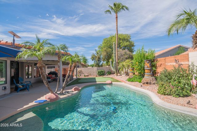 325 N La Arboleta Drive, Gilbert, AZ 85234