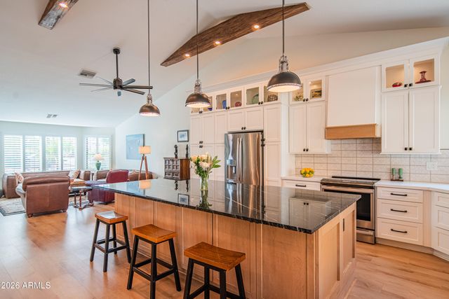 325 N La Arboleta Drive, Gilbert, AZ 85234