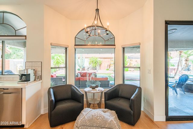 325 N La Arboleta Drive, Gilbert, AZ 85234