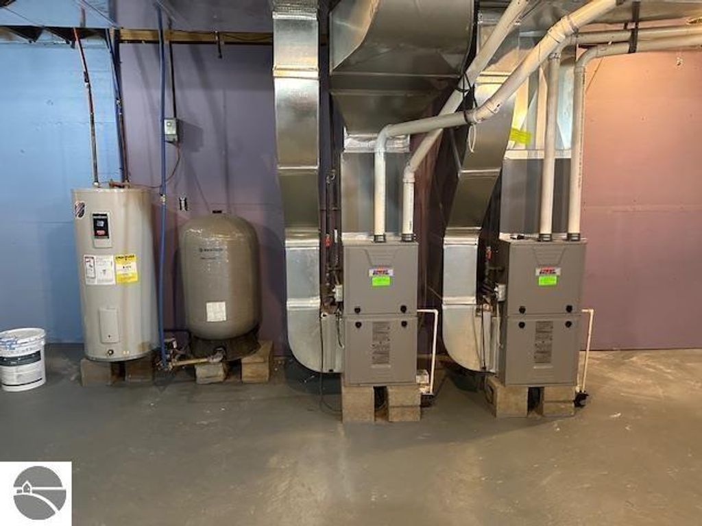 Image 19 of property listing at 7038 W Blanchard Road, Blanchard, MI 49310