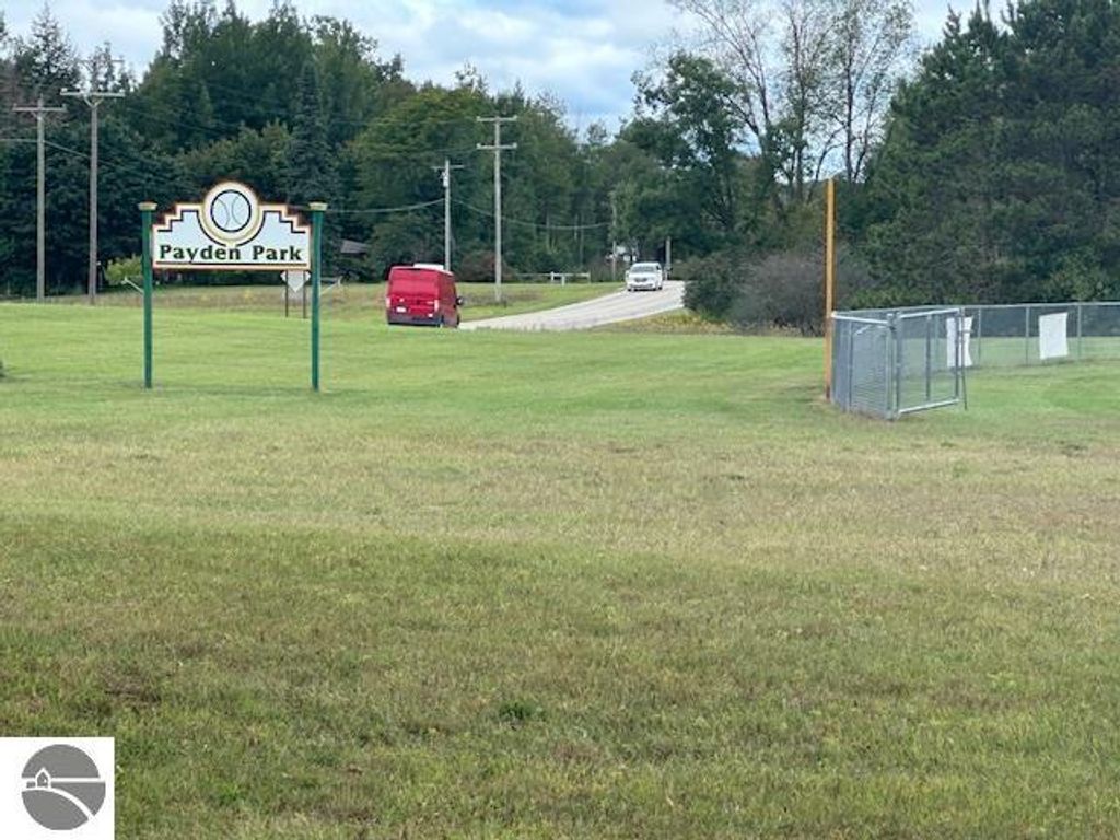 Image 28 of property listing at 7038 W Blanchard Road, Blanchard, MI 49310