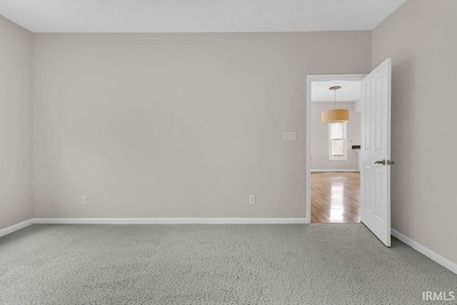 3821 Tamarron Dr, Bloomington, IN 47408