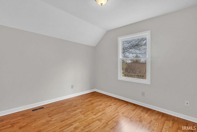 3821 Tamarron Dr, Bloomington, IN 47408