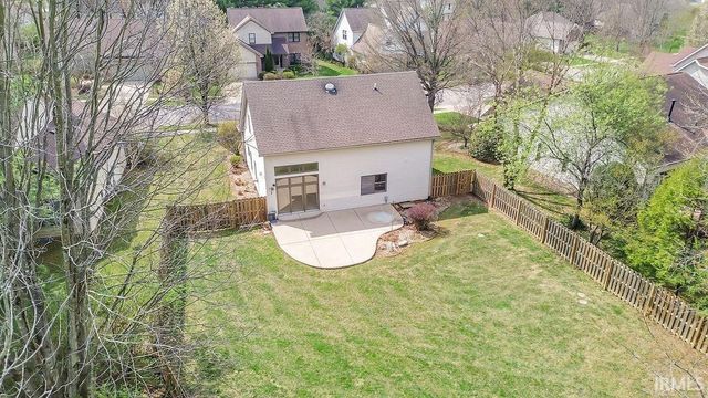 3821 Tamarron Dr, Bloomington, IN 47408