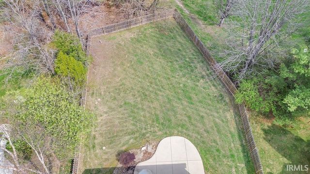 3821 Tamarron Dr, Bloomington, IN 47408