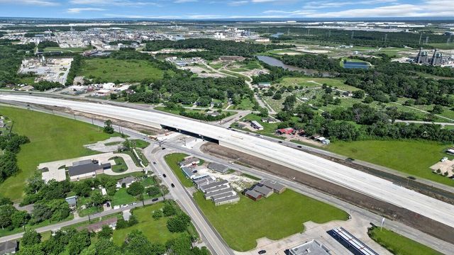 3733 N Alexander, Baytown, TX 77520