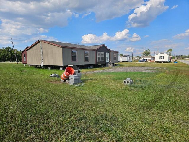 3733 N Alexander, Baytown, TX 77520