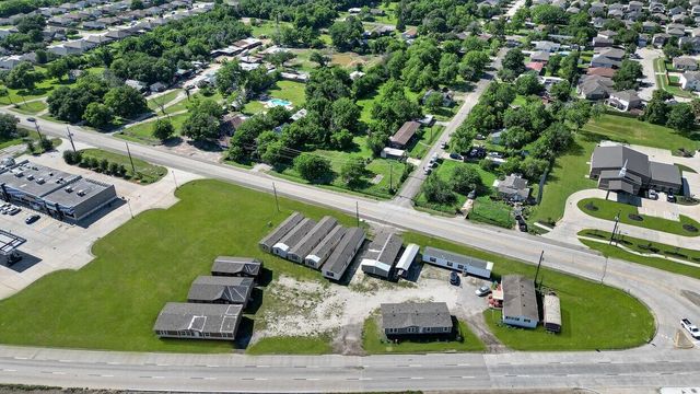 3733 N Alexander, Baytown, TX 77520