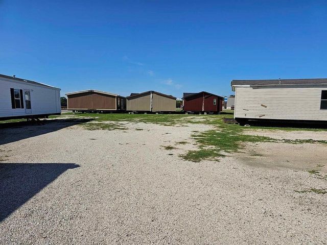 3733 N Alexander, Baytown, TX 77520