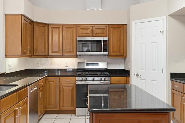 5117 NW 78 PLACE, Gainesville, FL 32653