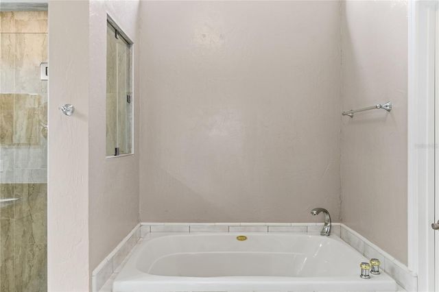 5117 NW 78 PLACE, Gainesville, FL 32653