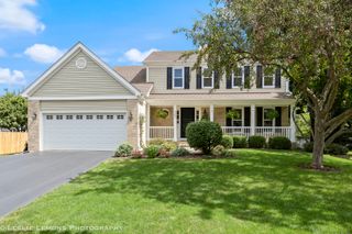 1141 Boxwood Drive, Crystal Lake, IL 60014