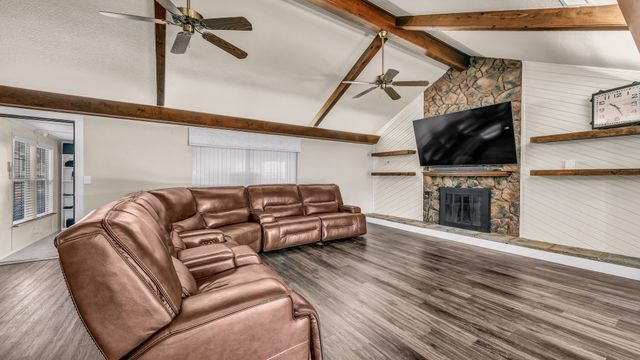 101 Meadow Court, Weatherford, TX 76086