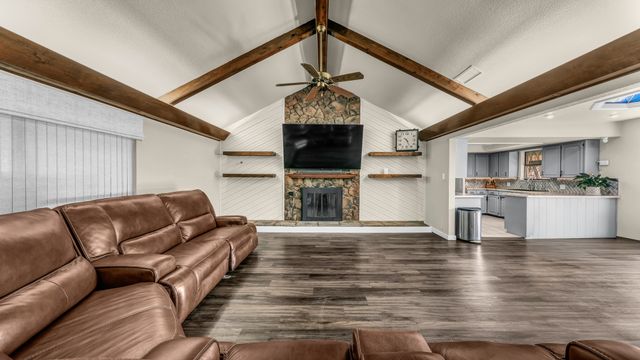 101 Meadow Court, Weatherford, TX 76086