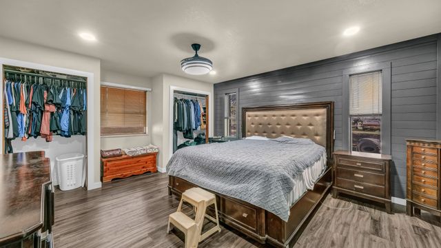 101 Meadow Court, Weatherford, TX 76086