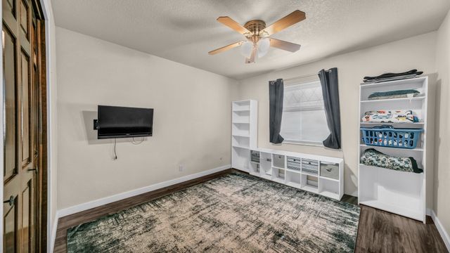 101 Meadow Court, Weatherford, TX 76086