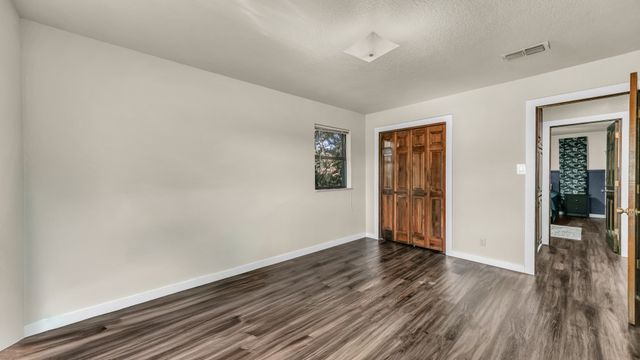 101 Meadow Court, Weatherford, TX 76086