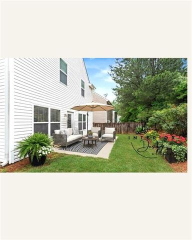 867 Crested Hawk Trail, Sugar Hill, GA 30518