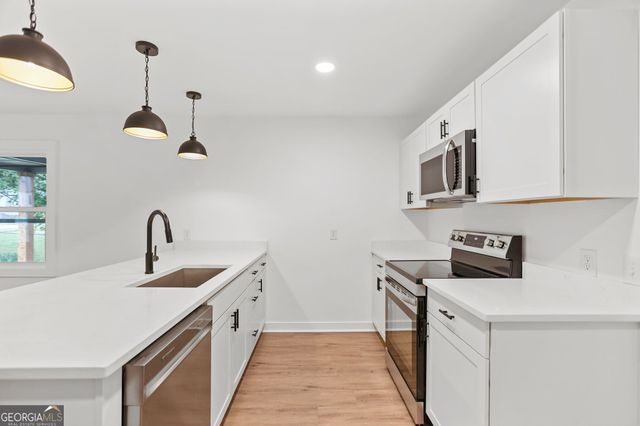 204 White Street, Hogansville, GA 30230