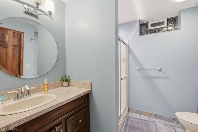 5743 Williamsburg Drive, Highland Heights, OH 44143
