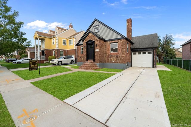 13049 232nd Street, Laurelton, NY 11413