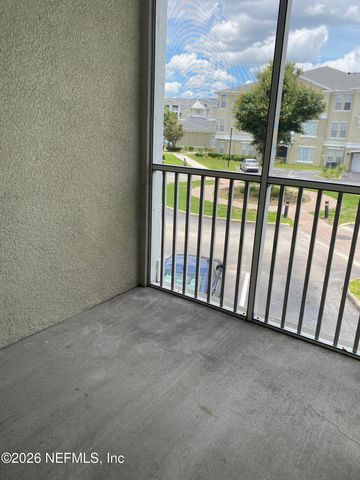 8290 GATE Parkway 611, Jacksonville, FL 32216