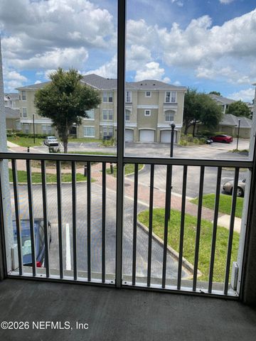 8290 GATE Parkway 611, Jacksonville, FL 32216