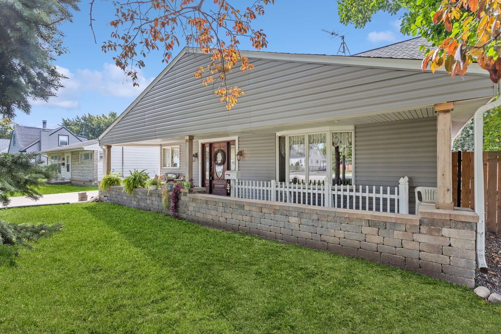 3124 Rhodes Avenue, Melrose Park, IL 60164 — photo 2