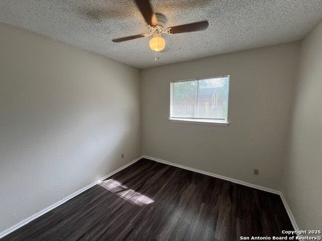 402 MICHELLE DR, Converse, TX 78109