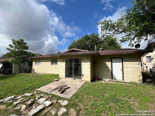402 MICHELLE DR, Converse, TX 78109