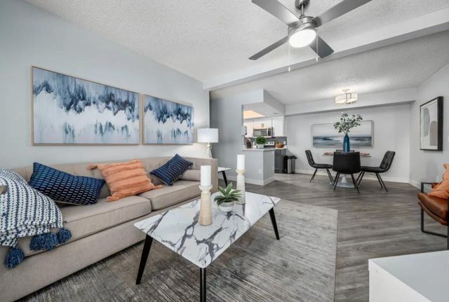 5959 W Greenway Road 2, Glendale, AZ 85306