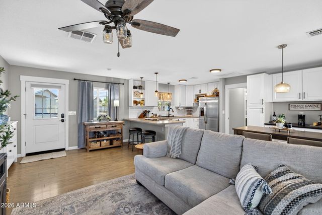 4946 W CREEDANCE Boulevard, Glendale, AZ 85310