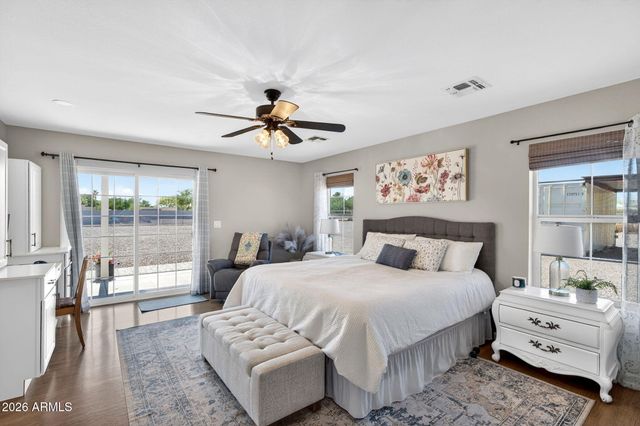 4946 W CREEDANCE Boulevard, Glendale, AZ 85310