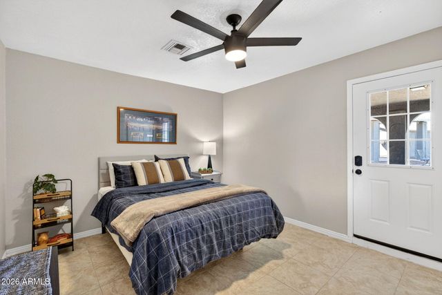 4946 W CREEDANCE Boulevard, Glendale, AZ 85310