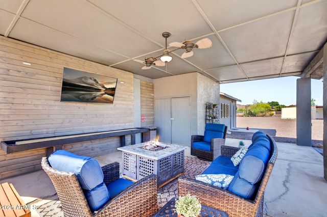 4946 W CREEDANCE Boulevard, Glendale, AZ 85310