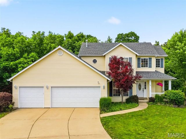 40 Owls Rest Court, Winfield, MO 63389