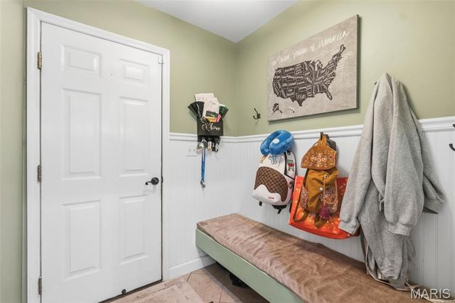 40 Owls Rest Court, Winfield, MO 63389
