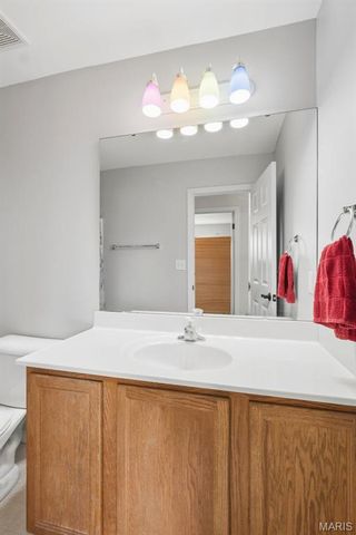 40 Owls Rest Court, Winfield, MO 63389