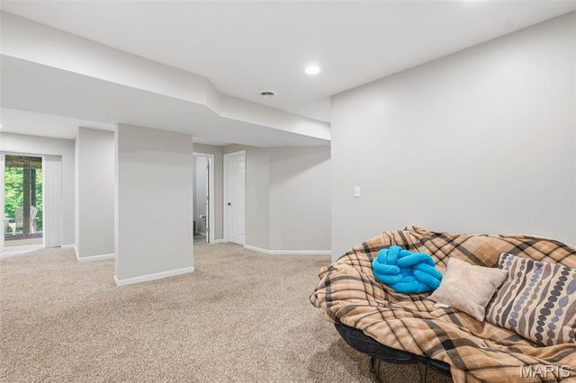 40 Owls Rest Court, Winfield, MO 63389