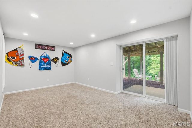 40 Owls Rest Court, Winfield, MO 63389