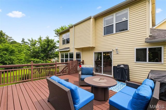 40 Owls Rest Court, Winfield, MO 63389